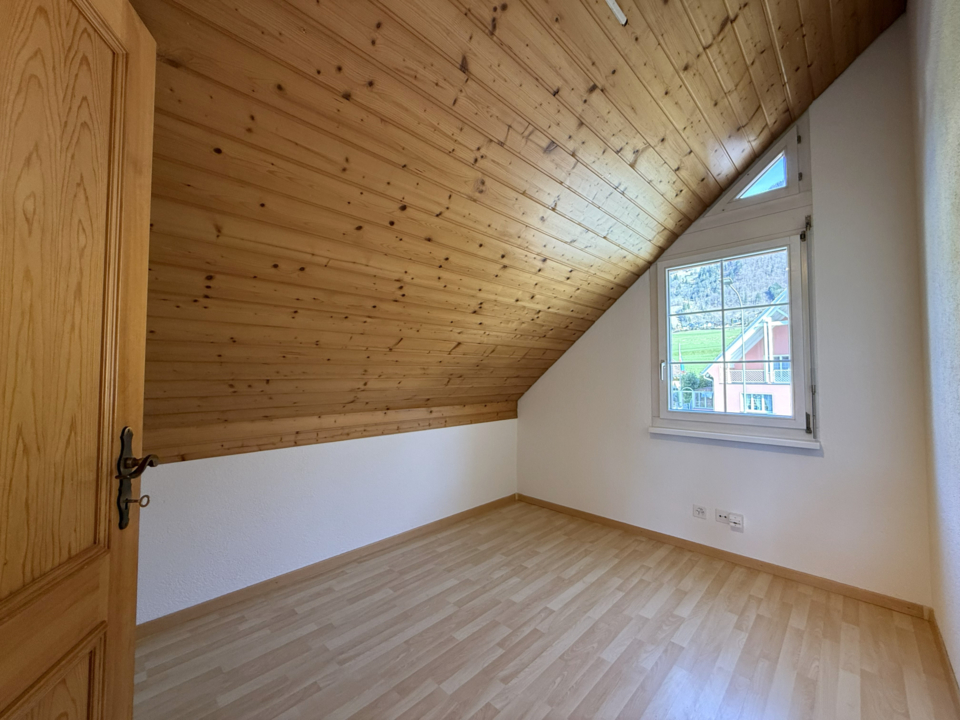 3.5 Zimmer-Dachgeschosswohnung, 9495 Triesen
